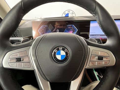 Certified 2024 BMW X7 xDrive40i w/ Premium Package image 12