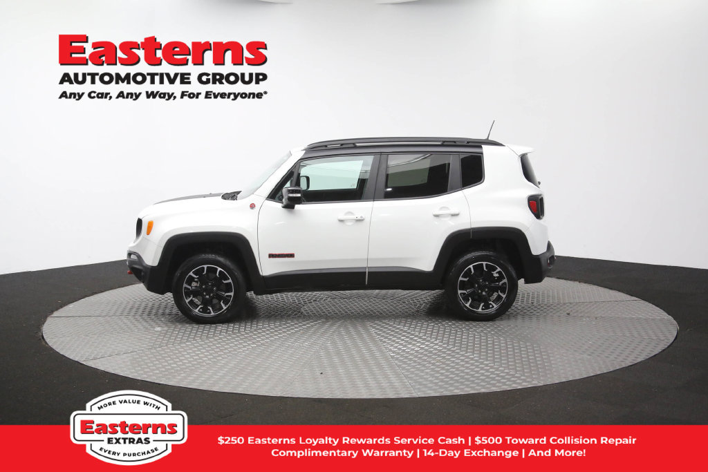 Used 2023 Jeep Renegade Trailhawk AWD/4WD image 61