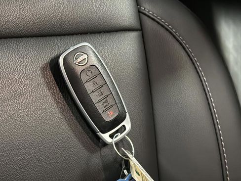 Used 2025 Nissan Murano SL image 22