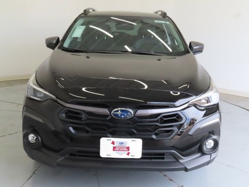 Used 2025 Subaru Crosstrek 2.5i Limited w/ Crosstrek Mirror Package AWD/4WD image 9