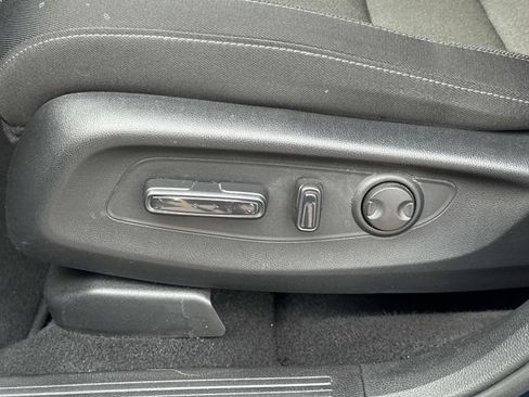 Certified 2024 Honda CR-V EX image 19