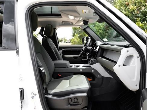 New 2026 Land Rover Defender 110 S AWD/4WD image 45