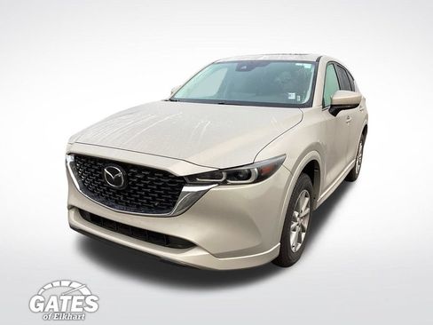 Used 2025 MAZDA CX-5 AWD 2.5 S w/ Preferred Package image 3