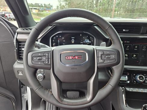 New 2026 GMC Sierra 1500 AT4 w/ AT4 Premium Package AWD/4WD image 9