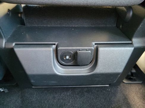 Used 2025 Ford F150 XLT w/ Equipment Group 301A Standard RWD image 12