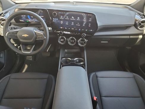 New 2025 Chevrolet Blazer EV LT image 19