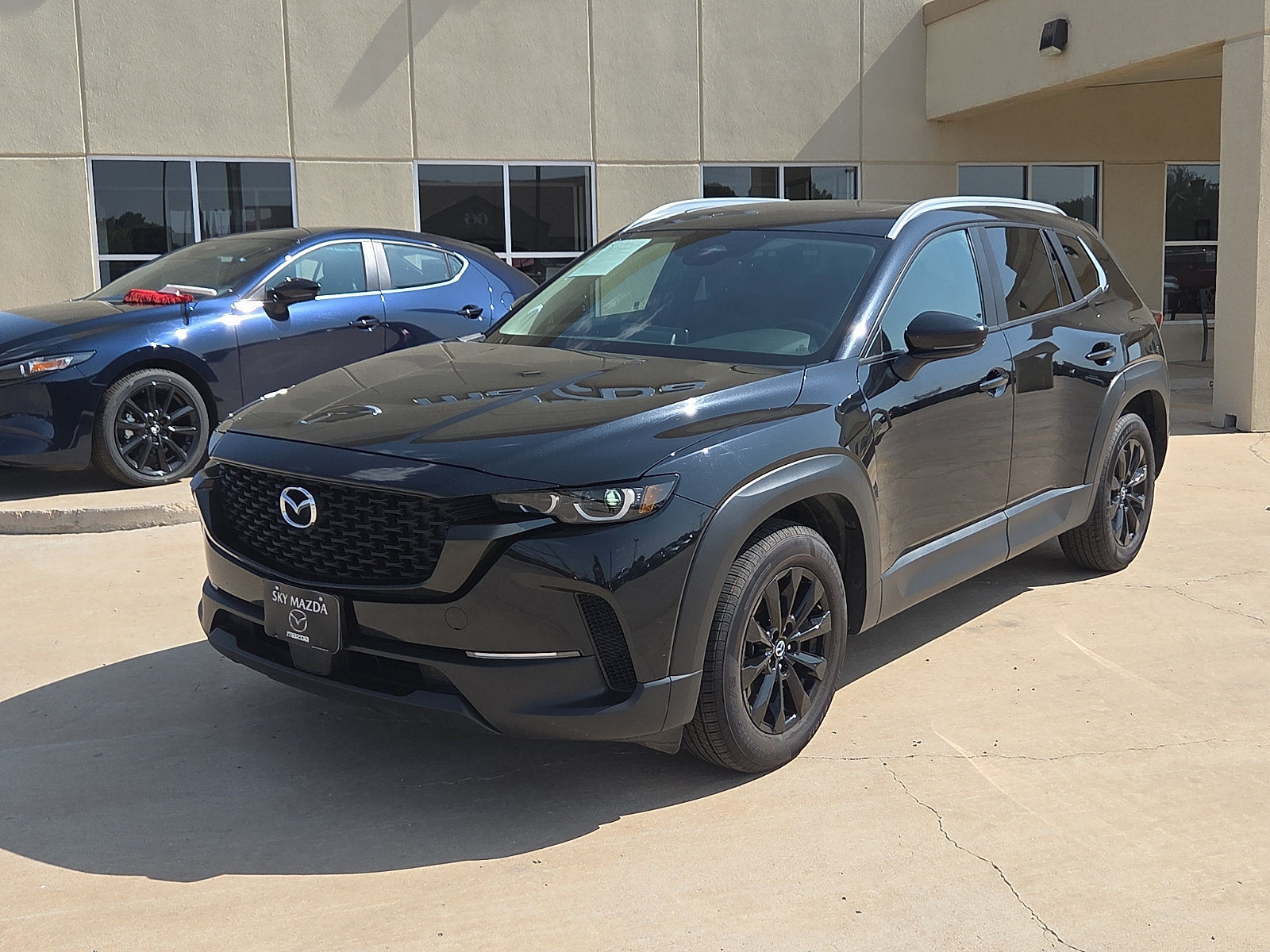 Used 2025 MAZDA CX-50 AWD 2.5 S w/ Premium Package image 2