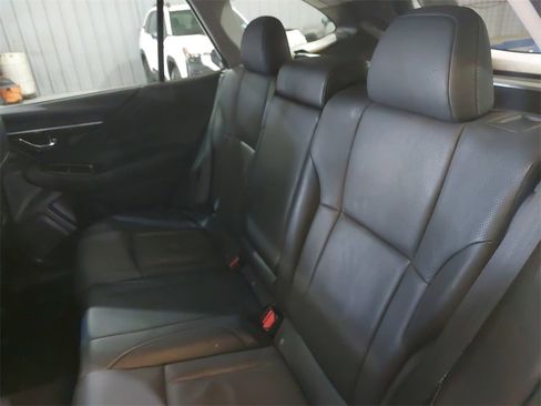 Used 2022 Subaru Outback Limited image 14