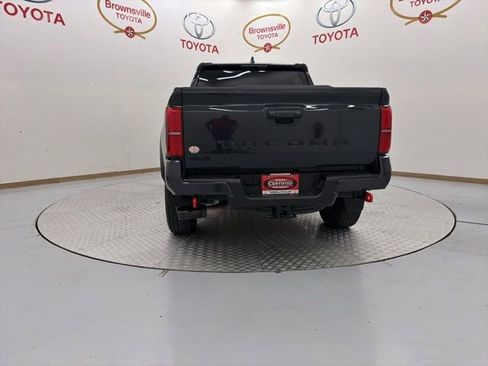 Used 2024 Toyota Tacoma TRD Off-Road AWD/4WD image 7