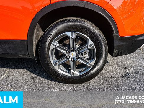 Used 2025 Chevrolet Blazer LT image 15