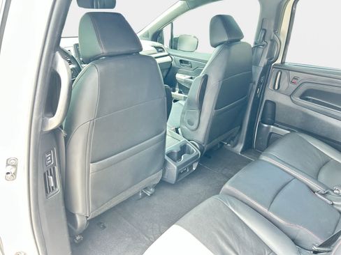 Used 2024 Honda Odyssey Sport image 12