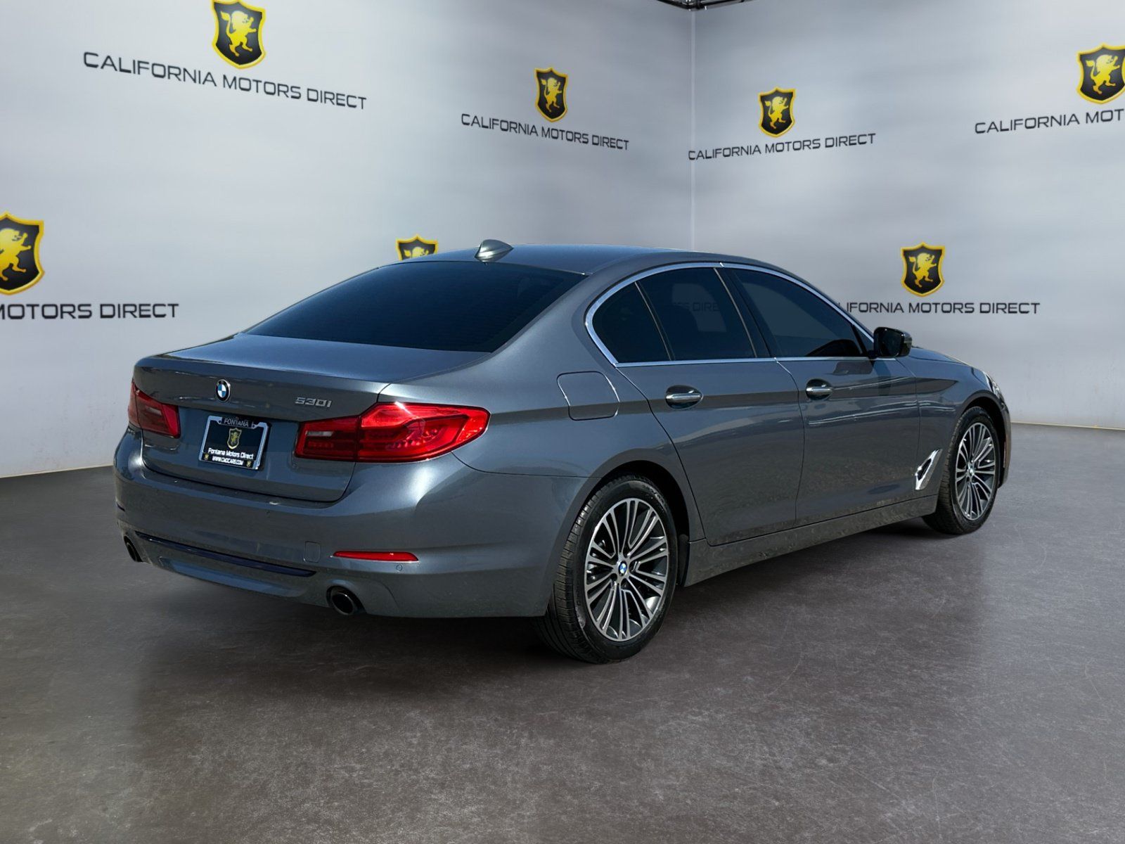 Used 2018 BMW 530i RWD image 5