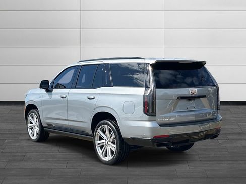 Used 2025 Cadillac Escalade Sport Platinum image 3