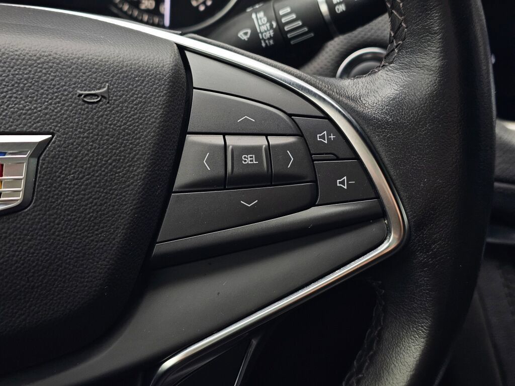 Used 2023 Cadillac XT5 Luxury AWD/4WD image 28