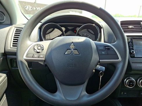 Used 2024 Mitsubishi Outlander Sport ES AWD/4WD image 18
