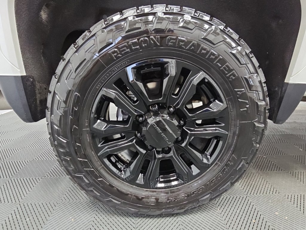 Used 2025 GMC Sierra 2500 Denali Ultimate AWD/4WD image 52