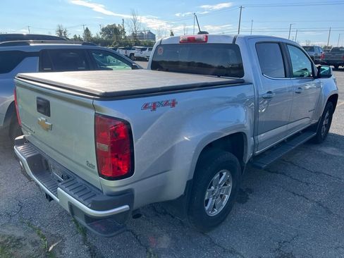 Used 2020 Chevrolet Colorado W/T w/ WT Convenience Package AWD/4WD image 3