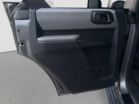 Used 2023 Ford Bronco Big Bend w/ Sasquatch Package AWD/4WD image 13