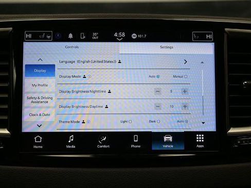 Used 2024 Chrysler Pacifica Touring-L FWD image 40