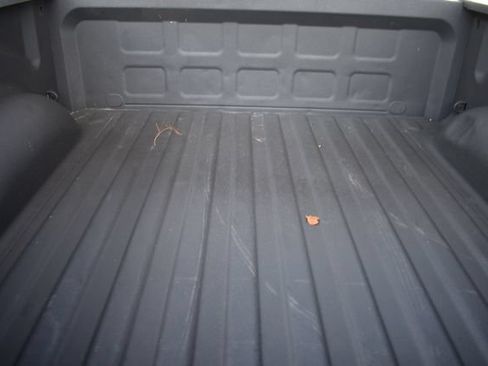 Used 2017 RAM 1500 Tradesman RWD image 9