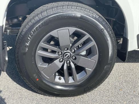 New 2026 Nissan Frontier SV w/ Tow Package image 7