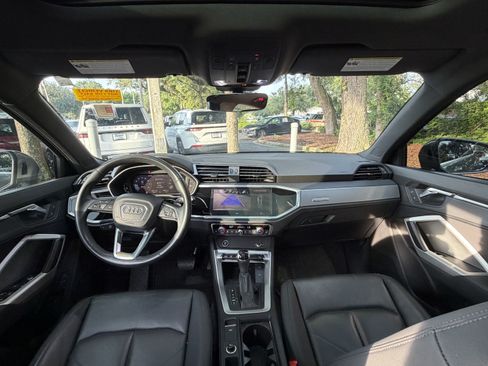 Used 2023 Audi Q3 2.0T Premium w/ Convenience Package AWD/4WD image 35