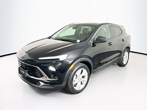 Used 2025 Buick Encore GX Preferred image 3