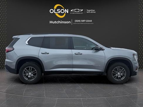 Certified 2025 GMC Acadia Elevation FWD image 6