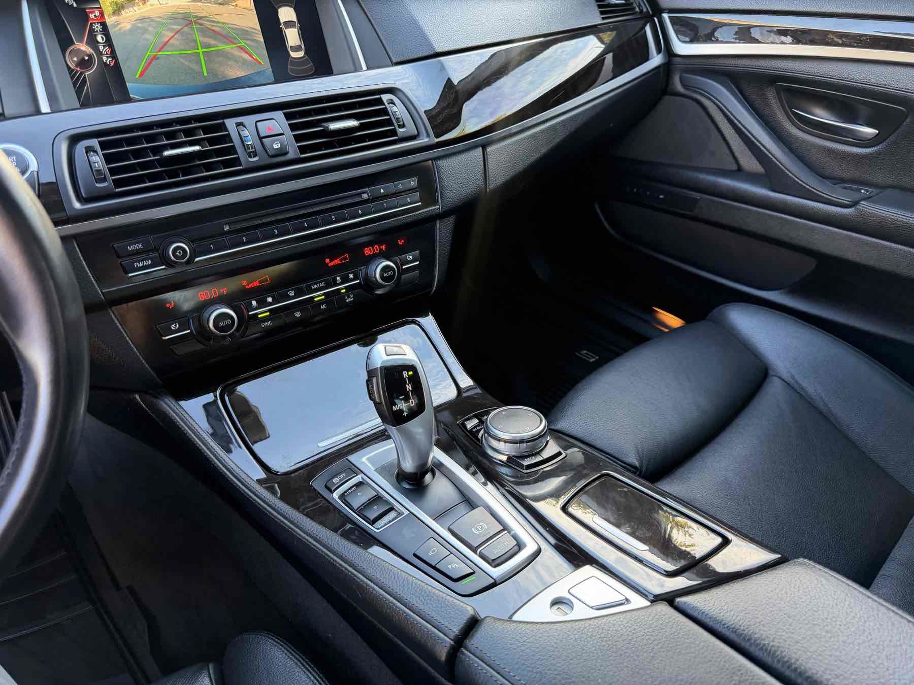 Used 2015 BMW 528i Sedan RWD image 18