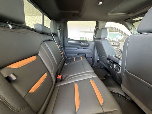 Certified 2025 GMC Sierra 1500 AT4 w/ Technology Package image 34