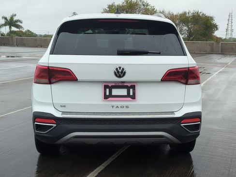 Used 2022 Volkswagen Taos SE image 7