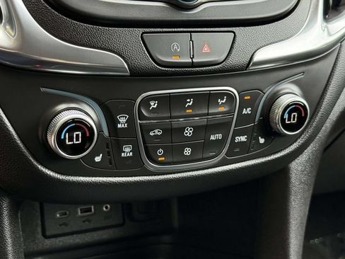 Certified 2024 Chevrolet Equinox LT AWD/4WD image 18