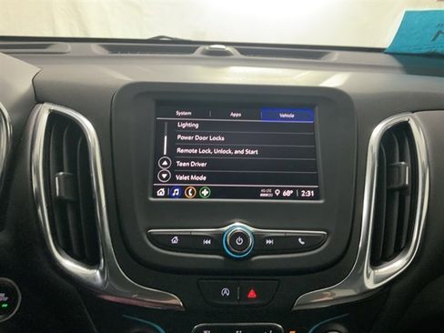 Used 2024 Chevrolet Equinox LT image 30