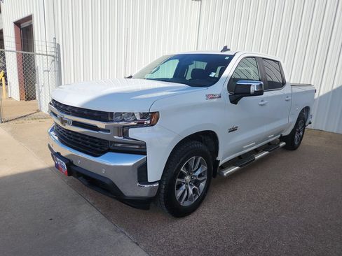 Used 2020 Chevrolet Silverado 1500 LT w/ Texas Edition AWD/4WD image 4