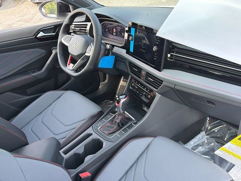 New 2026 Volkswagen Jetta GLI Autobahn FWD image 9