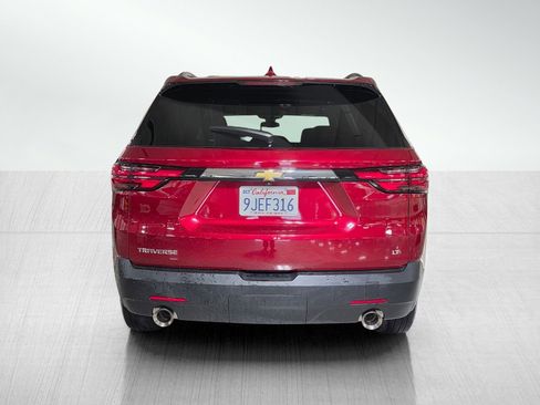 Used 2023 Chevrolet Traverse LT w/ LPO, Floor Liner Package image 6