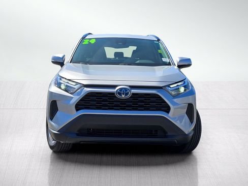 Used 2024 Toyota RAV4 LE AWD/4WD image 2