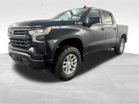 Used 2022 Chevrolet Silverado 1500 RST image 4