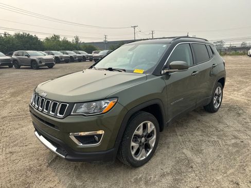 Used 2020 Jeep Compass Limited AWD/4WD image 15
