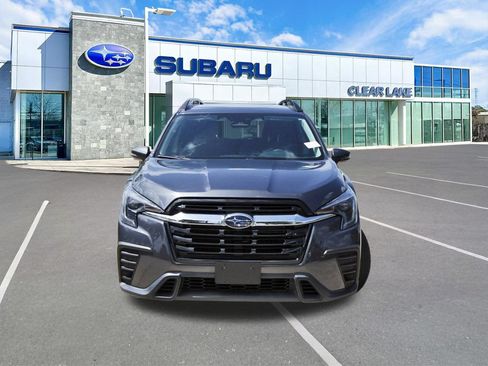Used 2023 Subaru Ascent Premium AWD/4WD image 2