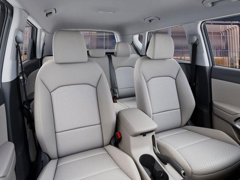 New 2025 Kia Soul LX w/ LX Technology Package FWD image 15