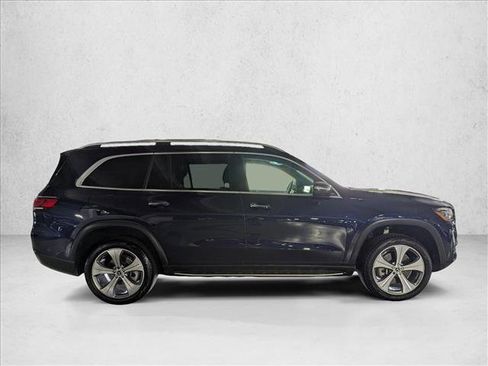 Used 2022 Mercedes-Benz GLS 450 4MATIC image 4