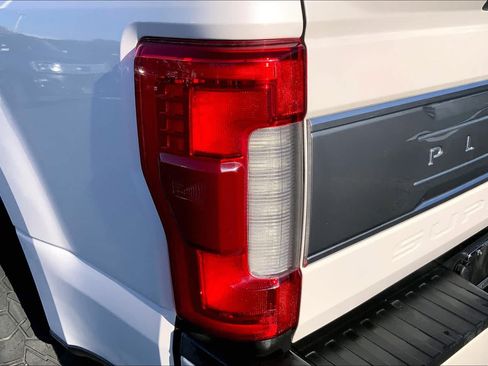 Used 2018 Ford F250 Platinum w/ Platinum Ultimate Package AWD/4WD image 26