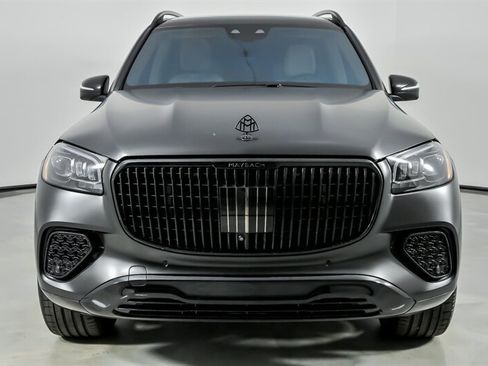Used 2024 Mercedes-Benz Maybach GLS 600 4MATIC image 5
