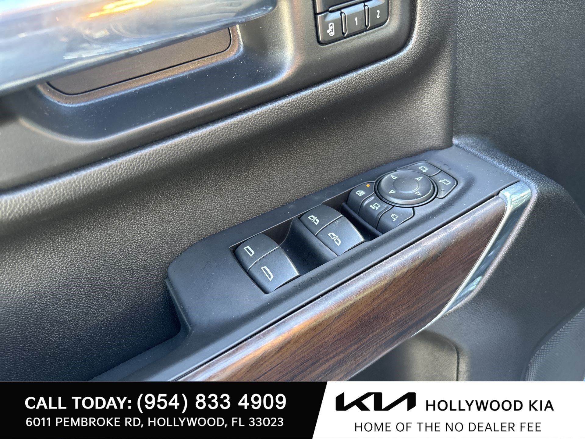 Used 2023 GMC Sierra 2500 SLT AWD/4WD image 15
