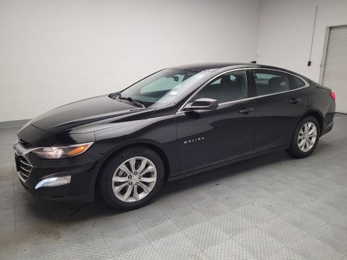 Used 2023 Chevrolet Malibu LT FWD image 2