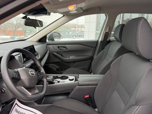 Used 2026 Nissan Rogue S AWD/4WD image 11