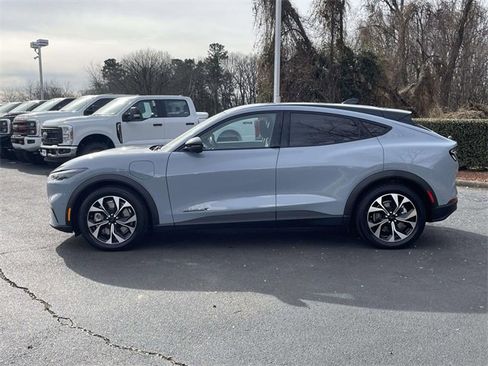 Used 2024 Ford Mustang Mach-E Select image 29