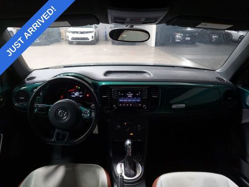 Used 2017 Volkswagen Beetle 1.8T Classic image 6