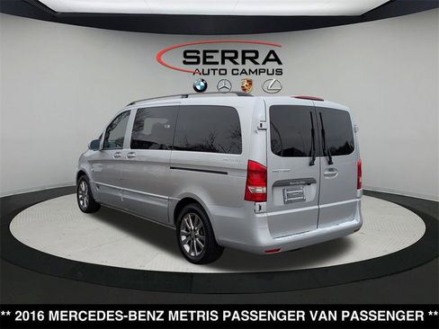 Used 2016 Mercedes-Benz Metris Passenger image 5